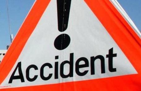 Trimis în comă profundă la Iași după ce, beat fiind, șoferul mașinii în care se afla s-a izbit cu mașina într-un gard