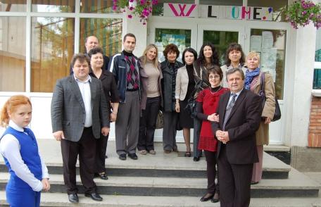 Şcoala Nr. 8 Dorohoi gazda reuniunii în cadrul proiectului Comenius „Roads to the Roots”
