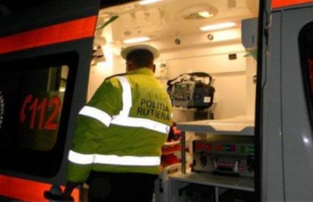 Pasagera unui autoturism rănită după ce șoferul mașinii în care se afla a adormit 