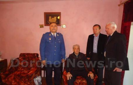 Aniversare emoţionantă: Veteran de război din Dorohoi, sărbătorit la 100 de ani - FOTO