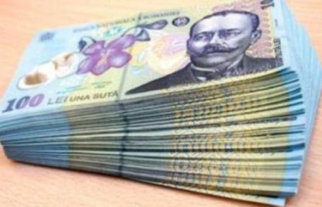 Au „scăpat” informația pe net. Ce salarii sunt la ANAF