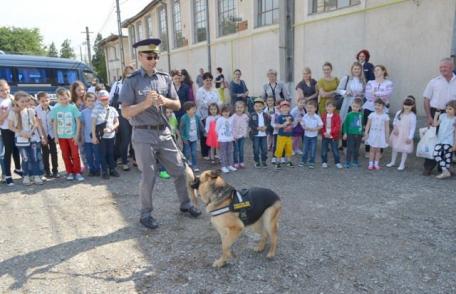 Poliţişti de frontieră pentru o zi - FOTO