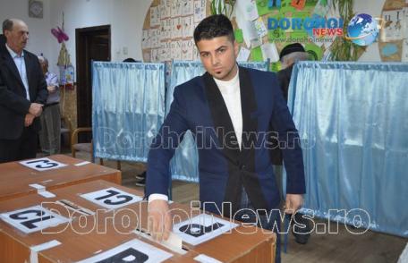 Alegeri locale 2016 – Emanuel Mihalache: „Am votat pentru a aduce un plus societății din Dorohoi” – VIDEO / FOTO