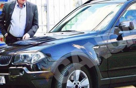 Mașina lui Crin Antonescu confiscată : Nu și-a plătit ratele