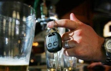 Tânăr din Broscăuți depistat băut la volan deși avea permisul reținut