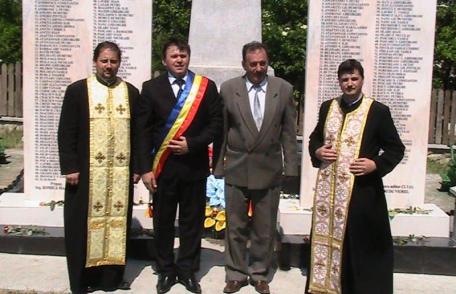 FOTO | Comunna Ibănești își cinstește eroii