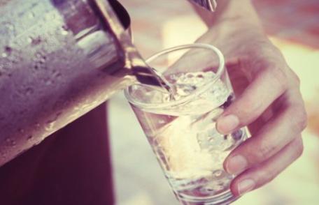De ce nu este bine să bei apă rece