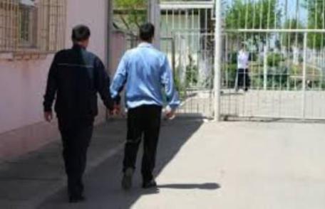 Botoșănean escortat şi încarcerat în Penitenciar pentru infracţiuni rutiere