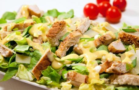 Salată Caesar reinventată