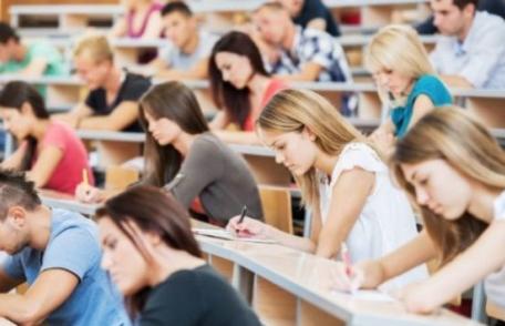 Un profesor britanic explică ce se întâmplă cu studenţii români din Anglia