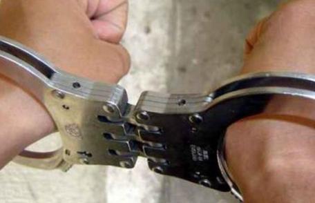 Urmărit naţional, prins de un jandarm aflat în timpul liber