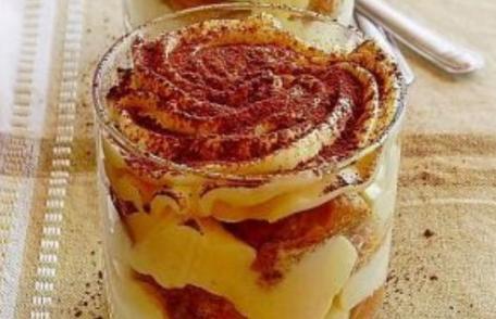 Tiramisu la cană