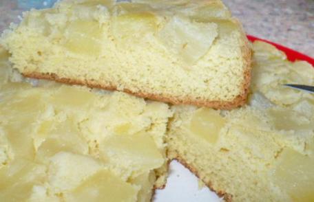 Pandișpan pufos cu ananas