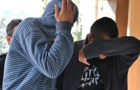 Minori cercetaţi pentru furt prin acte de violență