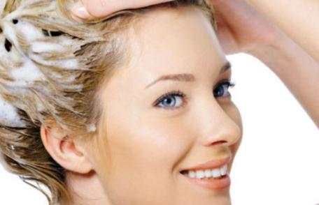 Adaugă asta în șamponul tău și poți stopa căderea părului!