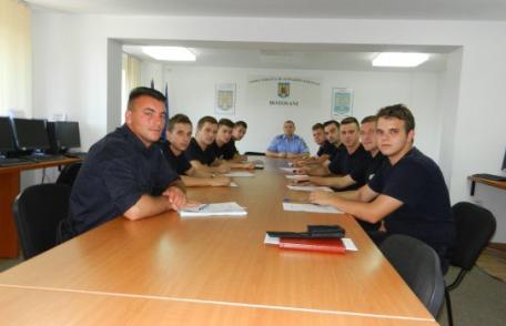 Elevi din anul I al Școlii Militare de Subofițeri, în practică la Jandarmeria Botoșani