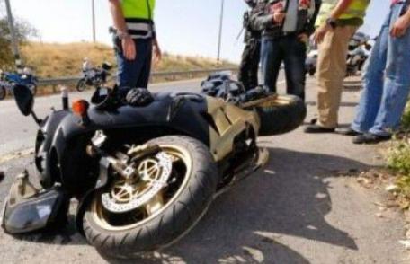 Bărbat din Dersca accidentat grav! Beat și fără permis de conducere a ajuns cu motocicleta în șanț