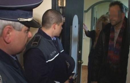 Polițiștii botoșăneni au dat buzna în casele arestaților la domiciliu din județul Botoșani