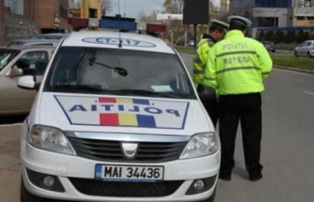 Acțiune cu zeci de polițiști botoşăneni pe străzi, în weekend. Vezi cine a fost verificat și câte amenzi au fost date