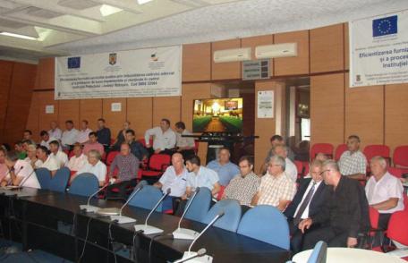 Măsuri în sprijinul cetăţenilor discutate la videonferinţa cu primarii