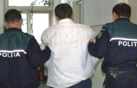 Urmărit naţional pentru comiterea unui furt calificat, depistat de poliţiştii botoșăneni