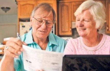 Atenție pensionari! Au apărut modificări legislative importante. Drepturile se acorda la cerere!