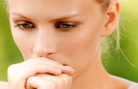 Cum ne îmbolnăvesc emoţiile negative