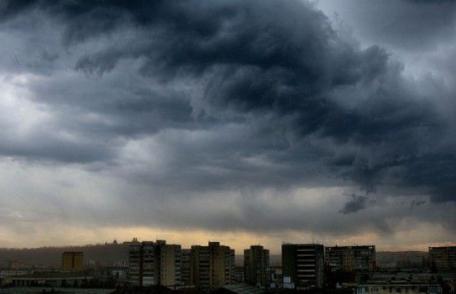 COD GALBEN de furtuni şi grindină! Se întâmplă acum! Vezi zonele afectate!