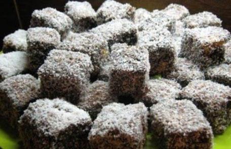 Prăjitură tăvălită