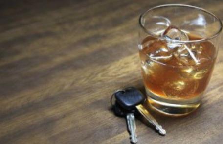 Șoferi depistaţi la volan, deşi se aflau sub influenţa alcoolului