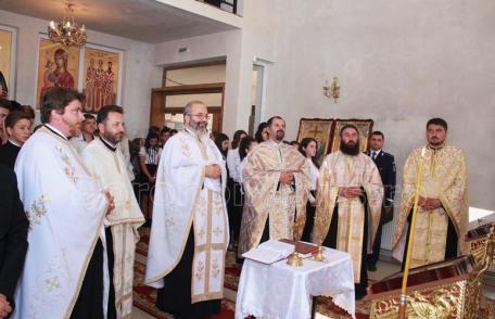 Festivitatea de deschidere a anului școlar 2016-2017 la Seminarul Teologic Liceal „Sf. Ioan Iacob” Dorohoi - FOTO