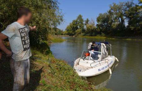 Contrabandă cu substanţe interzise, la malul Prutului - FOTO
