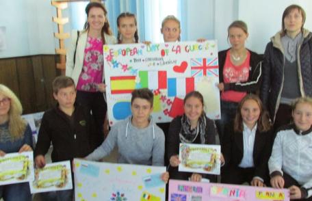 Z E L-UL elevilor din Pomîrla - FOTO