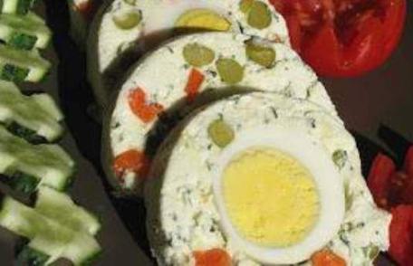 Ruladă de brânză cu ouă