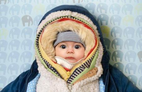 Cum să-ți îmbraci copilul iarna