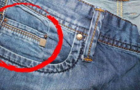 Pentru ce a fost creat, de fapt, buzunarul mic de la blugi și niturile