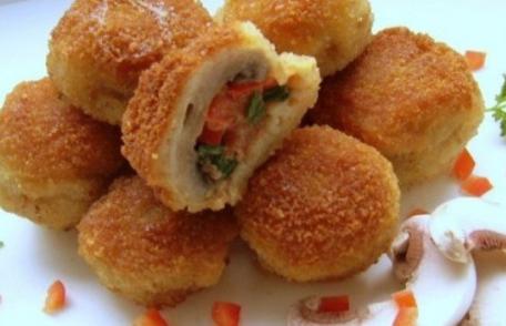 Ciuperci umplute pane