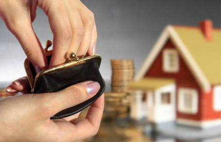 În mai puţin de o lună trebuie să încheiem asigurarea obligatorie a locuinţei