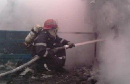 S-a întâmplat în prima zi de Crăciun. Locuinţă incendiată de un jar căzut din sobă!