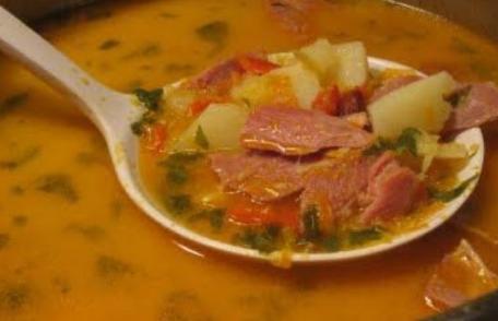 Ciorbiță cu afumătură