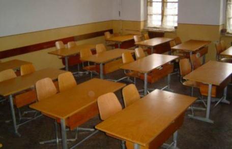 Cursuri suspendate! Luni și marți școlile din județul Botoșani rămân închise