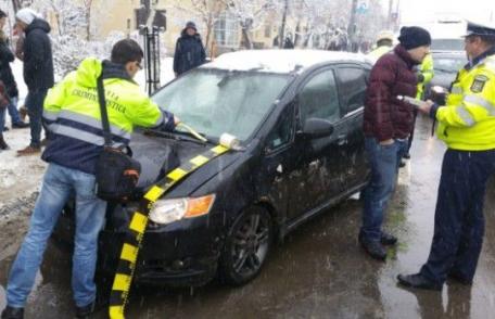 Inconștiența la volan! Fără permis de conducere s-a urcat băut la volan și a lovit un pieton cu mașina după care plecat liniștit acasă