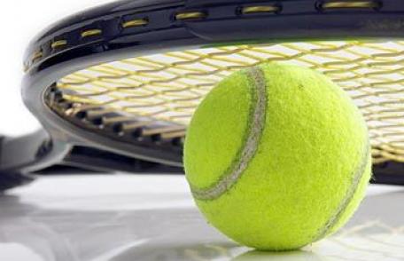ANUNȚ: Invitație la tenis