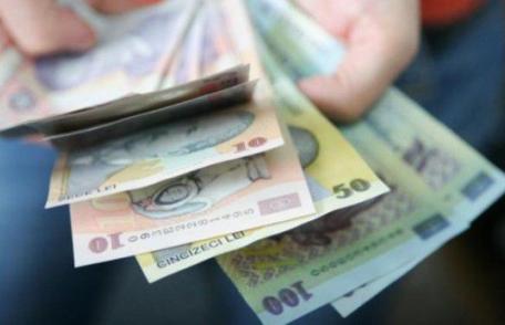 Se pregătește legea „Primul salariu”. Cum poți câștiga garantat 2.500 lei pe lună
