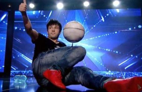 Un tânăr din Botoșani a făcut senzație la „Românii au talent”