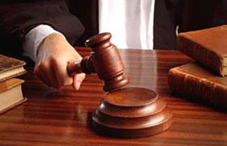 Codul Civil face ordine între femeie şi bărbat : pune la plată logodnicul care fuge de la altar şi soţul care nu doarme în patul nevestei