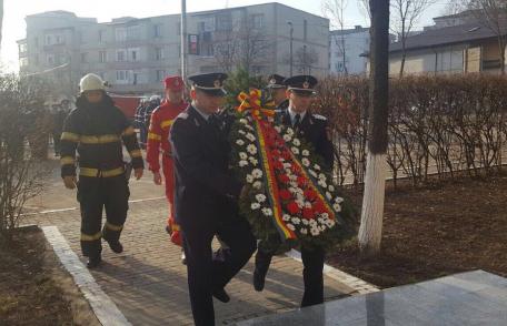 Depuneri de coroane la monumentele eroilor din Botoșani și Dorohoi – FOTO