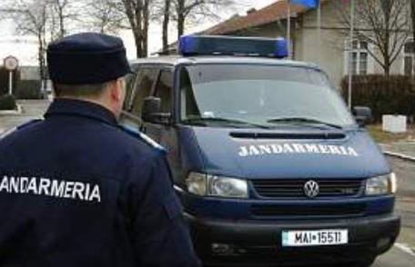 Amorezi amendați de jandarmi