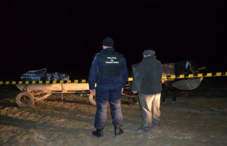 Contrabandă cu țigări făcută cu căruța. Tată și fiu cercetați de polițiștii de frontieră!