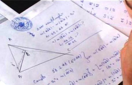 Un elev al Școlii „Spiru Haret” Dorohoi a obţinut cel mai mare punctaj la Olimpiada județeană de matematică!